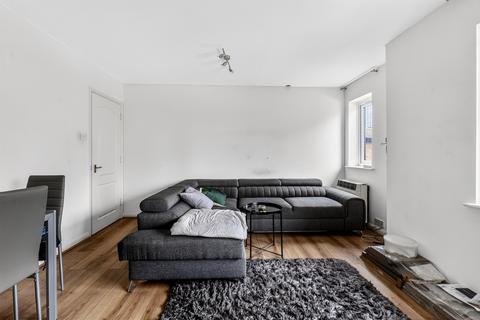undefined, Broomhill Road, London