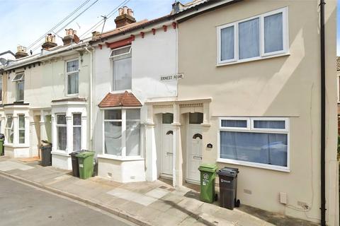 3 bedroom house to rent, Ernest Road, Hampshire PO1