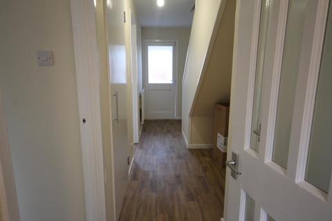 3 bedroom end of terrace house to rent, Bishopdale, Brookside