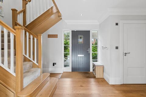 5 bedroom detached house for sale, Birkett Way, Chalfont St Giles (Little Chalfont)