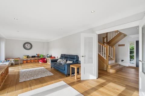5 bedroom detached house for sale, Birkett Way, Chalfont St Giles (Little Chalfont)