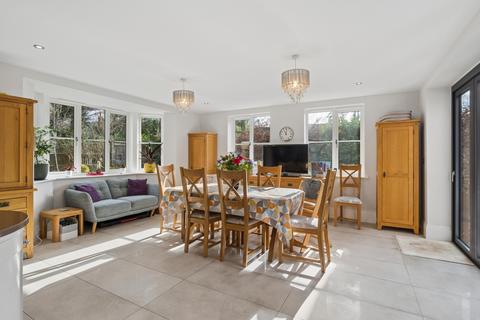 5 bedroom detached house for sale, Birkett Way, Chalfont St Giles (Little Chalfont)