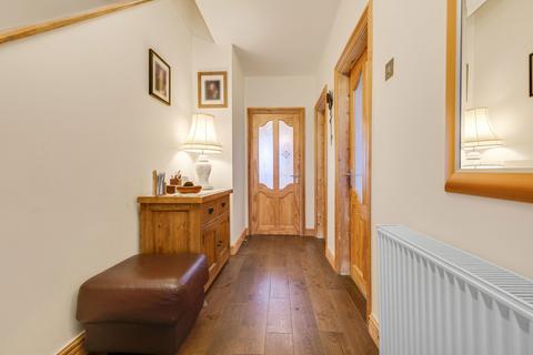 4 bedroom semi-detached house for sale, Meriden Avenue, Stourbridge DY8