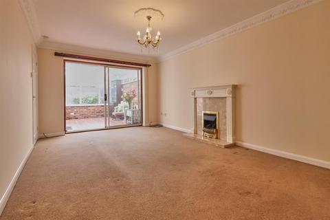 2 bedroom semi-detached bungalow for sale, Dovecote Close, Sapcote