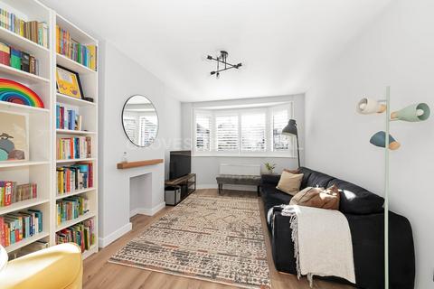3 bedroom semi-detached house for sale, Hawkhurst Way, New Malden