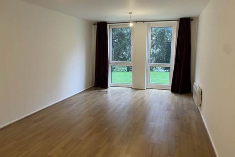 2 bedroom apartment to rent, Lincoln Court, Berkhamsted HP4
