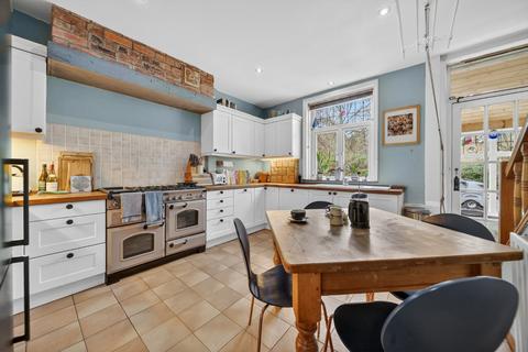 4 bedroom semi-detached house for sale, Spring Hill, Adel, Leeds, West Yorkshire, LS16
