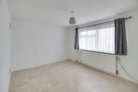 2 bedroom semi-detached house for sale, Edward Road, St. Neots PE19