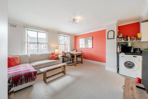 1 bedroom flat for sale, St. James Terrace, Boundaries Road, London, SW12