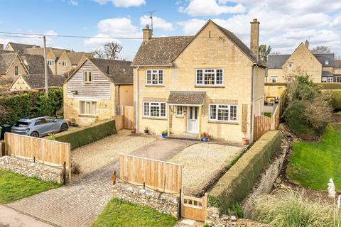 3 bedroom detached house for sale, Bath Road, Tetbury