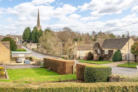 3 bedroom detached house for sale, Bath Road, Tetbury