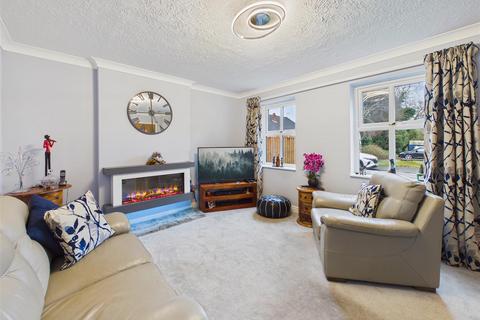 5 bedroom detached house for sale, The Ridings, North Ferriby