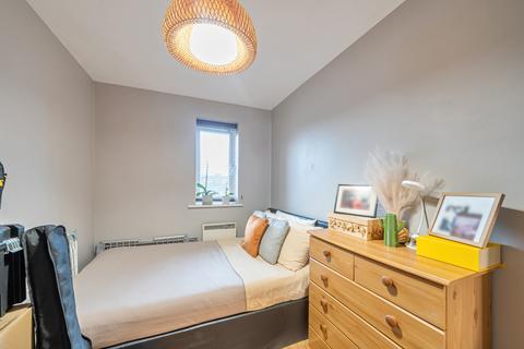 2 bedroom apartment for sale, Harlinger Street, Woolwich