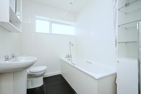 Studio to rent, Church Road, Kingston Upon Thames, Surrey, KT1