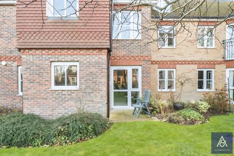 undefined, Buckingham Road, Northamptonshire NN13