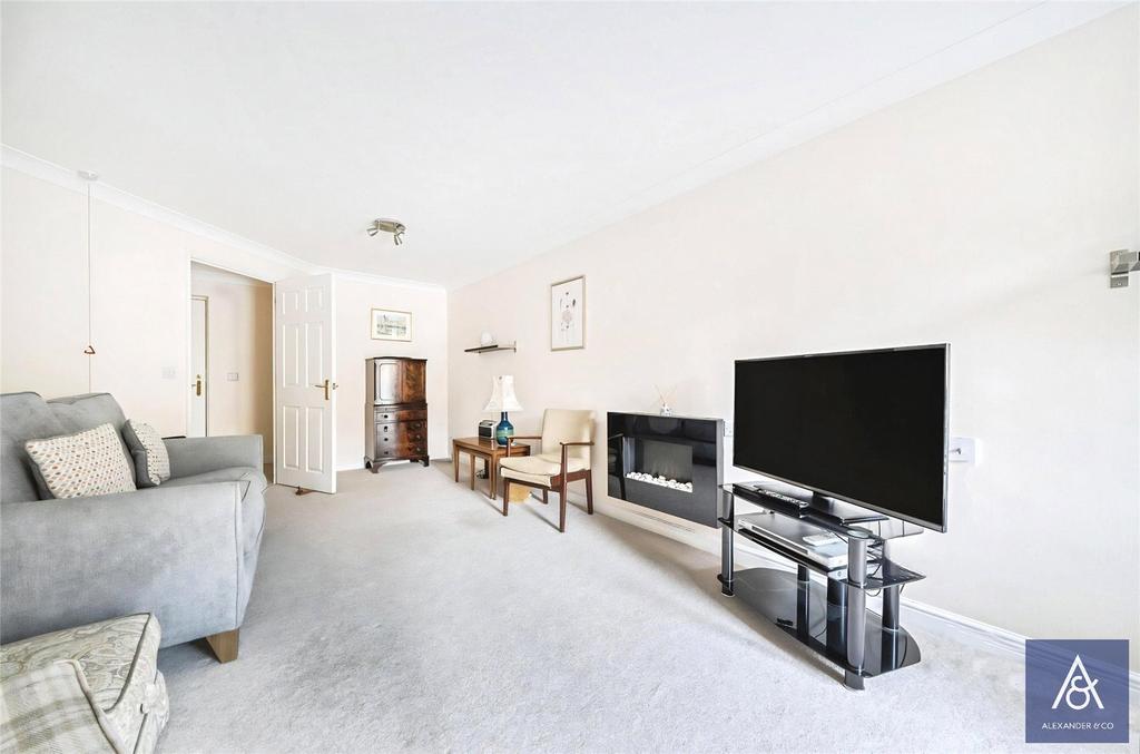 Living/Dining Room