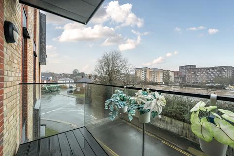 2 bedroom apartment for sale, Oscar Wilde Road, Reading, Berkshire