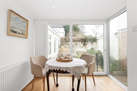 undefined, Cokers Lane, Dulwich, London, SE21
