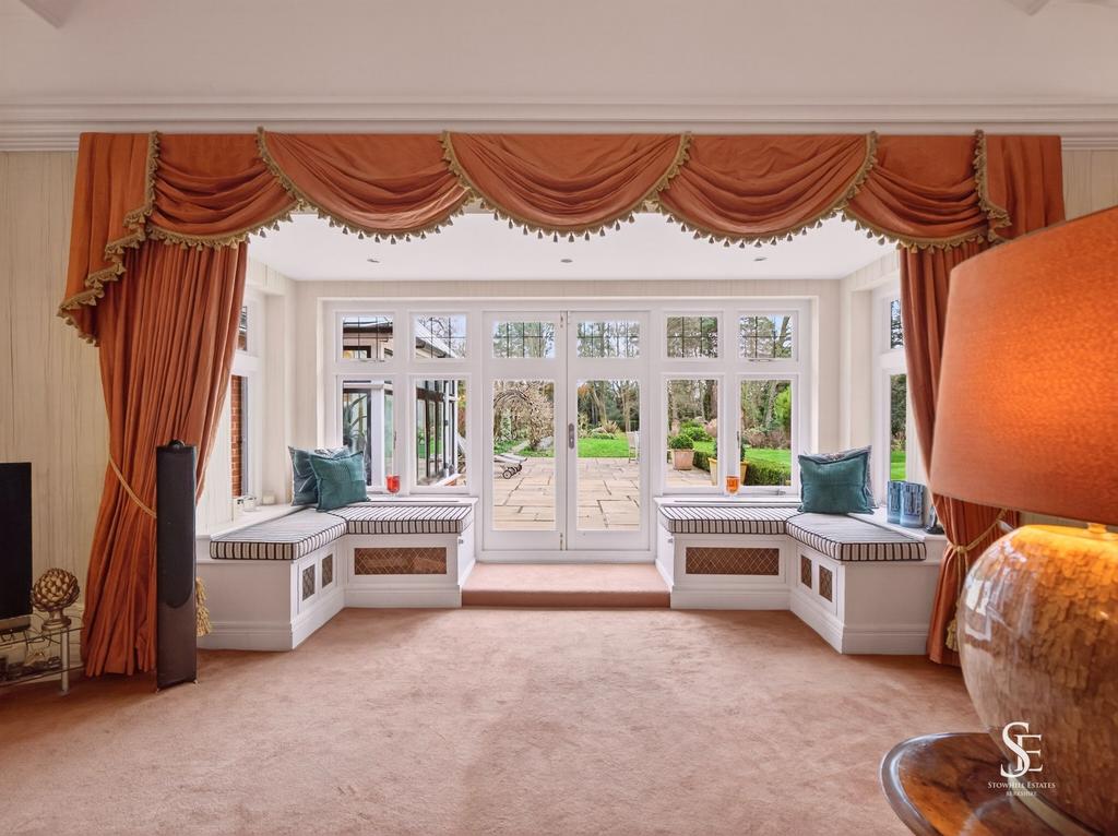 Drawing Room Doors to Garden