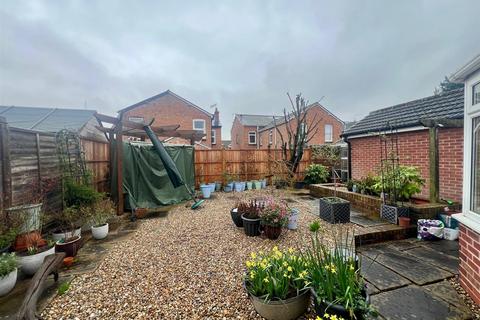 2 bedroom detached bungalow for sale, Cromwell Road, Malvern