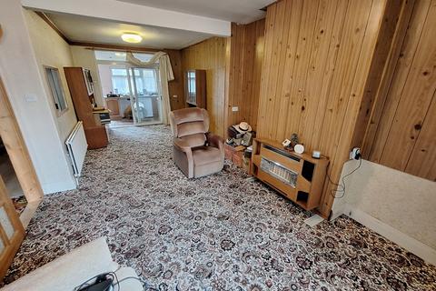 undefined, Luton Road, Dunstable, LU5 4LG