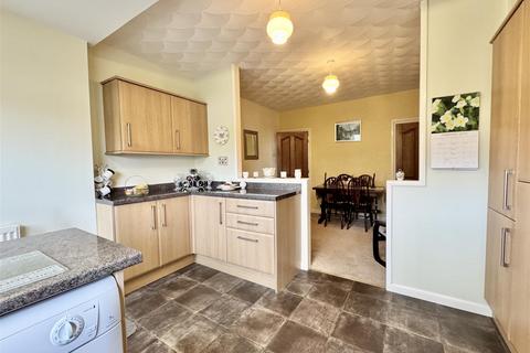 3 bedroom terraced house for sale, Redbrook Road, Barnsley