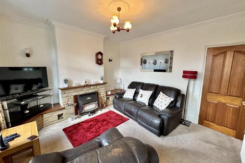 3 bedroom terraced house for sale, Redbrook Road, Barnsley