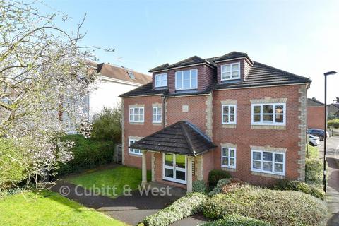 undefined, Hollycroft Close, South Croydon, Surrey