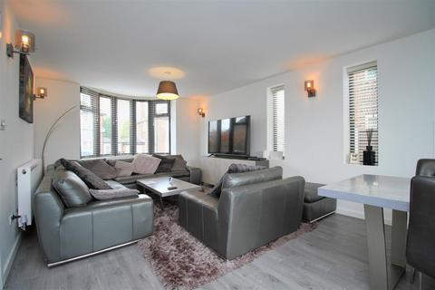 undefined, Sunningdale Road, Denton M34
