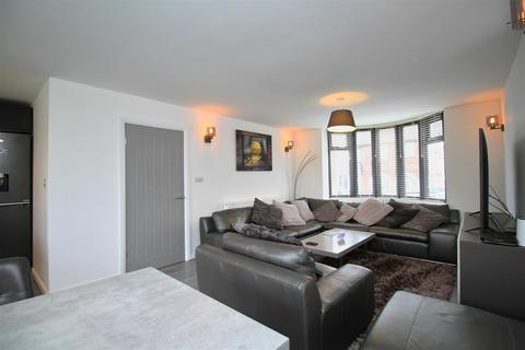 undefined, Sunningdale Road, Denton M34