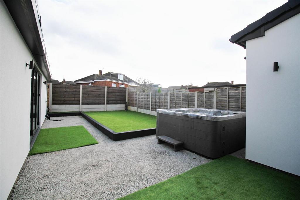 Garden....jpg