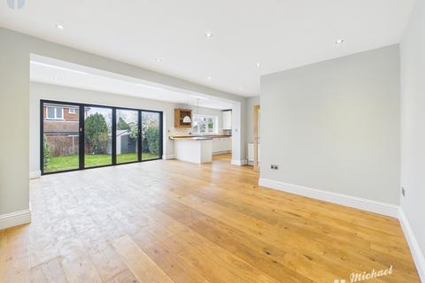 3 bedroom semi-detached house for sale, Turnfurlong, Aylesbury