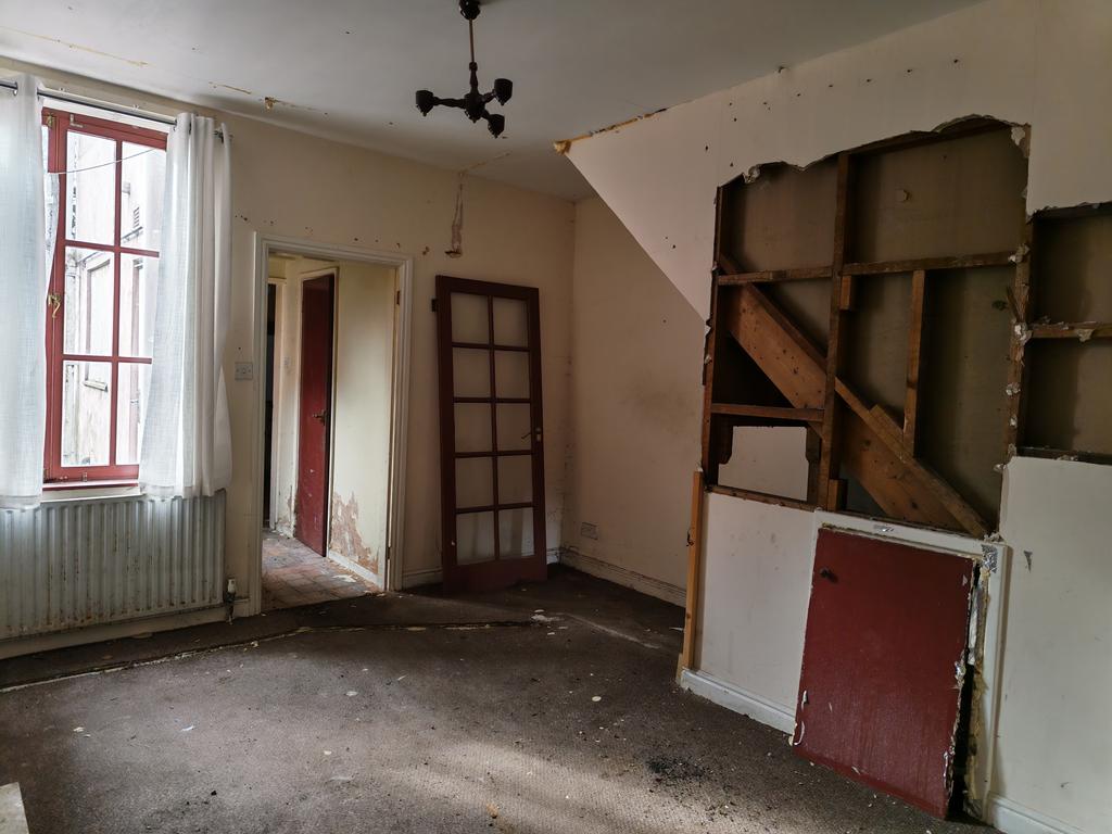 47 Berkeley Street  Scunthorpe  DN15 6 BJ Living...