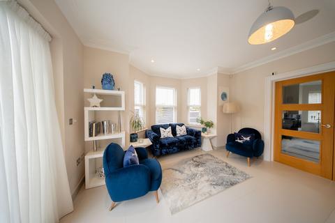 5 bedroom semi-detached house for sale, Vicarage Lane, Altrincham WA14
