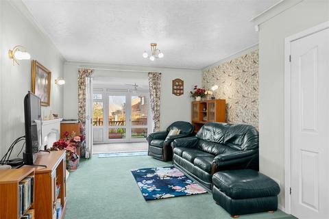 3 bedroom detached house for sale, Golf Lane, Whitnash, Leamington Spa