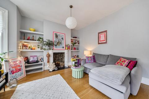 2 bedroom flat for sale, Whiteley Road, Crystal Palace, London, SE19