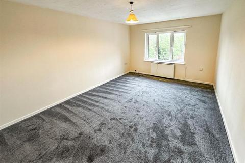 undefined, Kingswood Gardens, Nuneaton