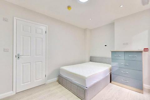 6 bedroom property to rent, Harrow, London HA2