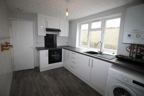 undefined, London Road, High Wycombe HP11
