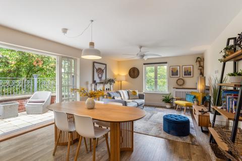 undefined, Windsor Court Marlow SL7