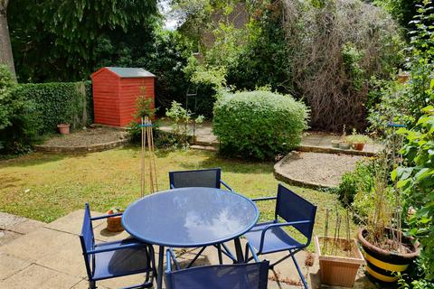 undefined, Ebor Gardens, Quemerford