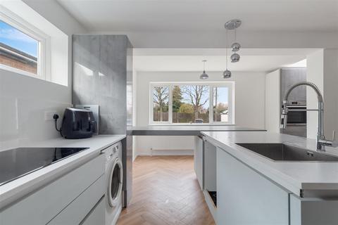 4 bedroom house for sale, Park Way, Barnet, London
