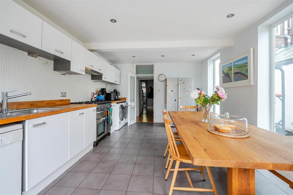 Kitchen/Breakfast