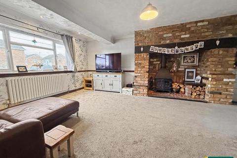 3 bedroom detached house for sale, Obelisk Rise, Northampton NN2
