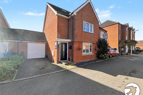 4 bedroom semi-detached house for sale, Abelyn Avenue, Sittingbourne, Kent, ME10
