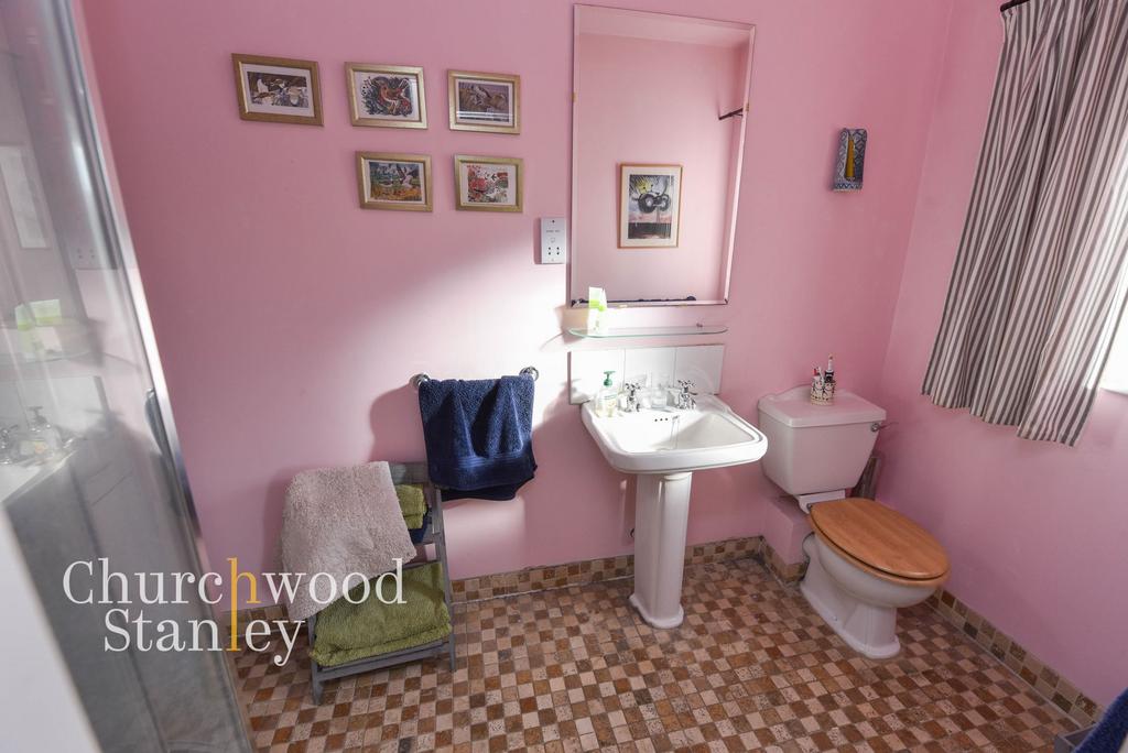 Ensuite Shower room