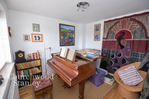 5 bedroom detached house for sale, Station Lane, Harwich, CO12