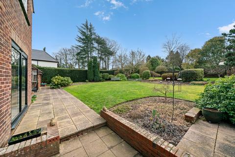 4 bedroom property for sale, Cobham Road, Fetcham, KT22