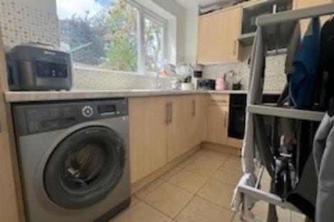 1 bedroom house to rent, Eaton Avenue, HIGH WYCOMBE