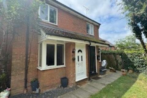 1 bedroom house to rent, Eaton Avenue, HIGH WYCOMBE